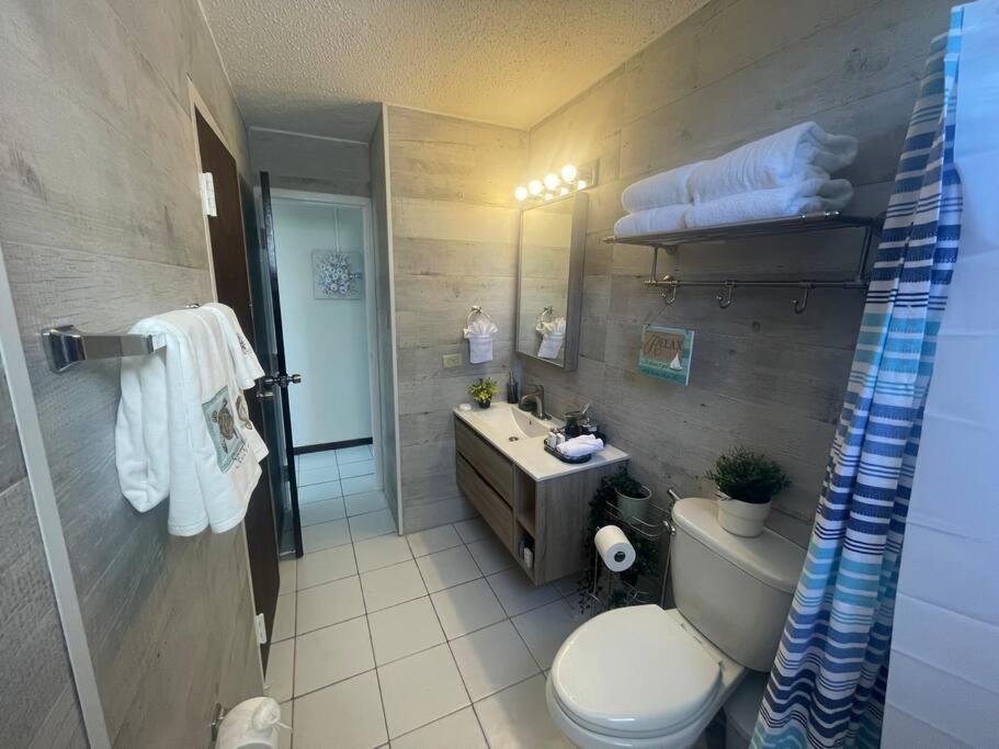 Ocean View 2 Bed 1 Bath 2 Parkings & Pool @ Dos Marinas Fajardo Lejlighed Eksteriør billede